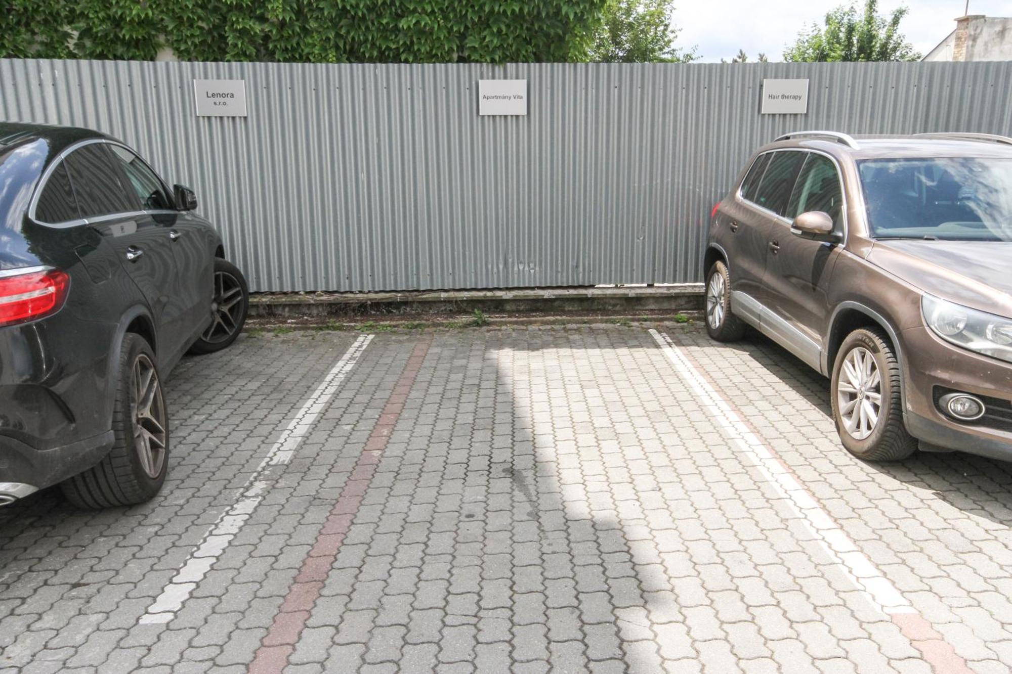 Apartman Vita Lite Trencin Exterior photo