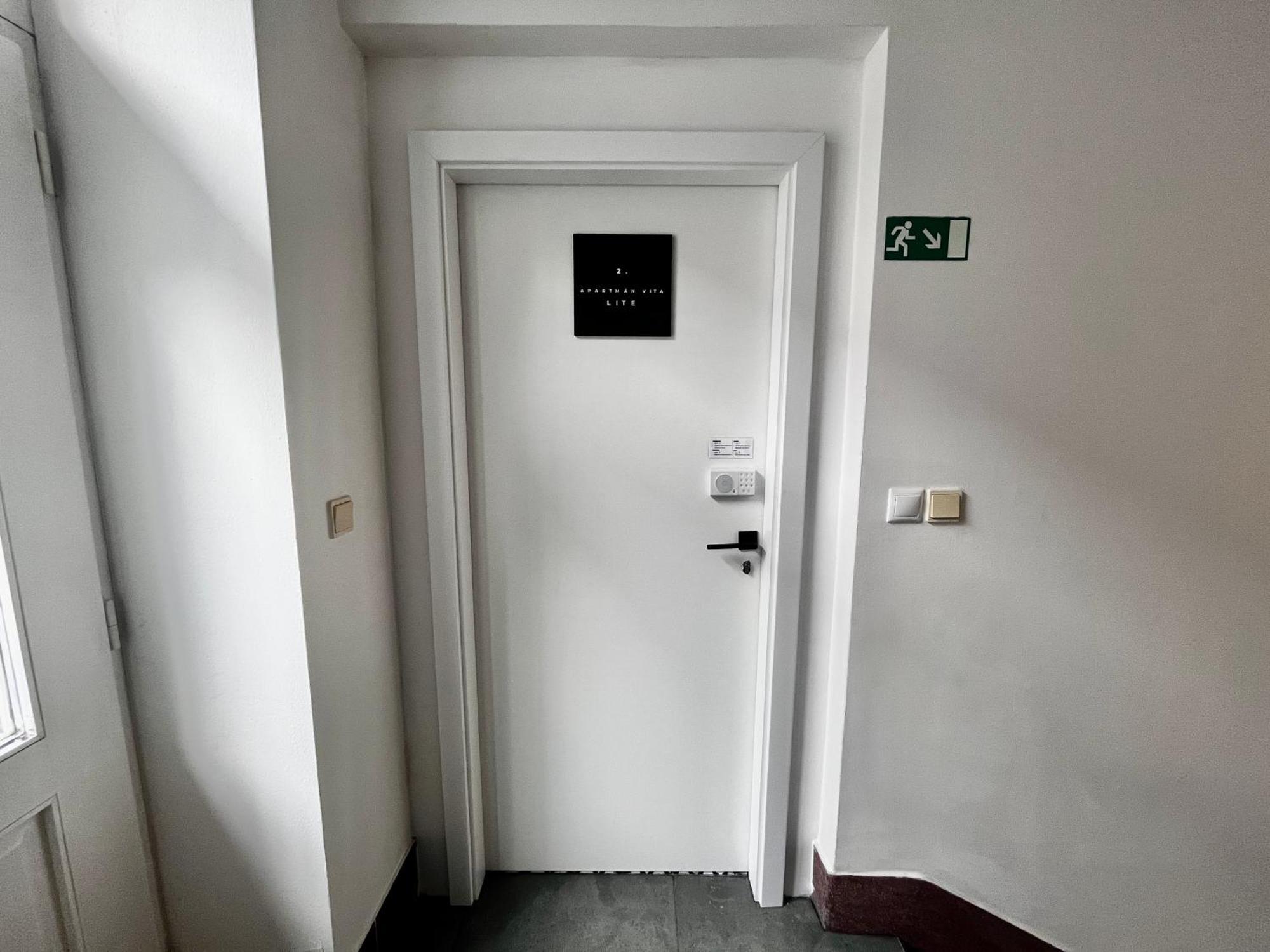 Apartman Vita Lite Trencin Exterior photo
